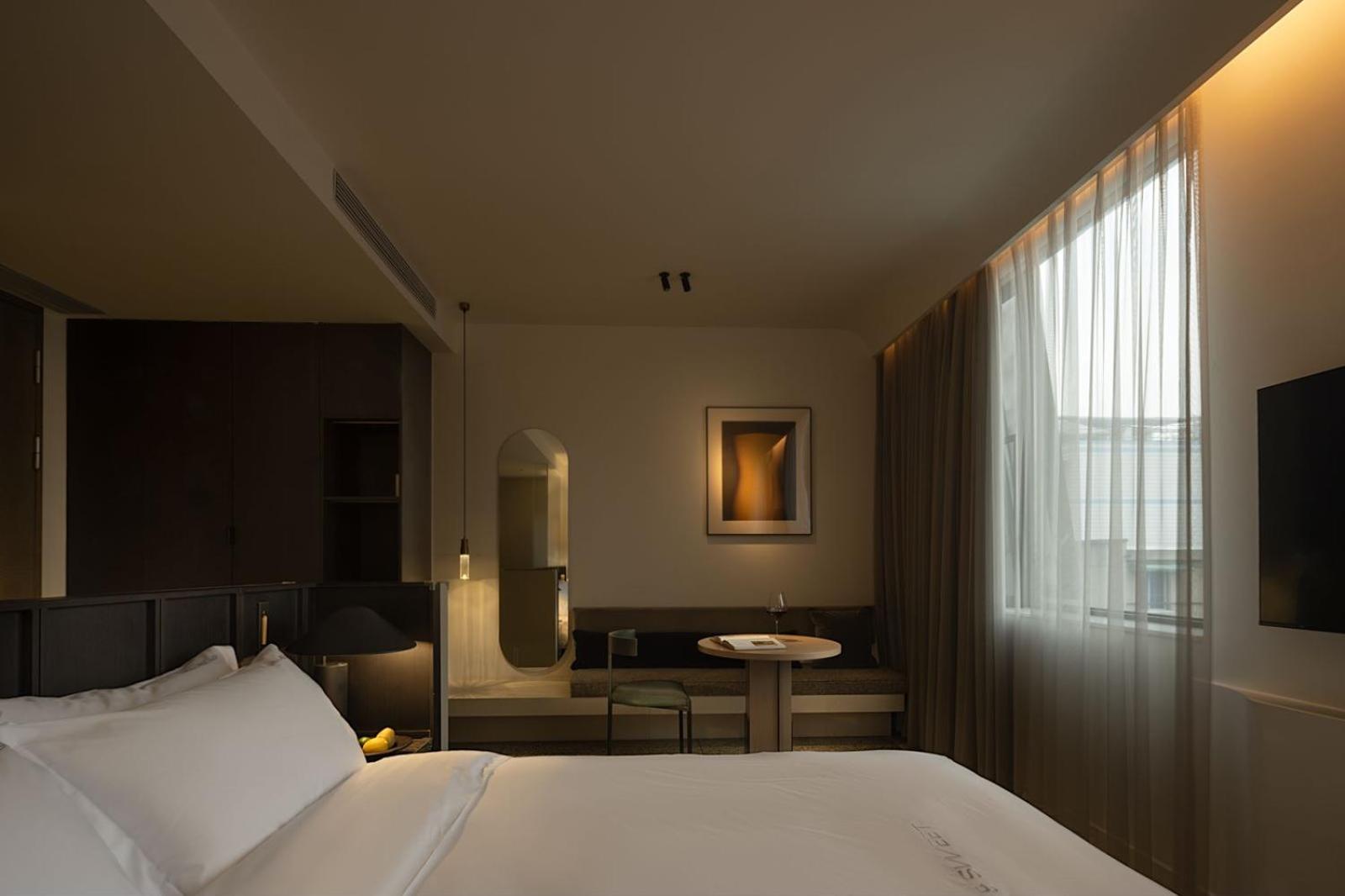 Wezo Hotel Kuanzhai Alley Chengdu-Breakfast Till 12Noon-Lv City Guide Recommended Hotel Zewnętrze zdjęcie
