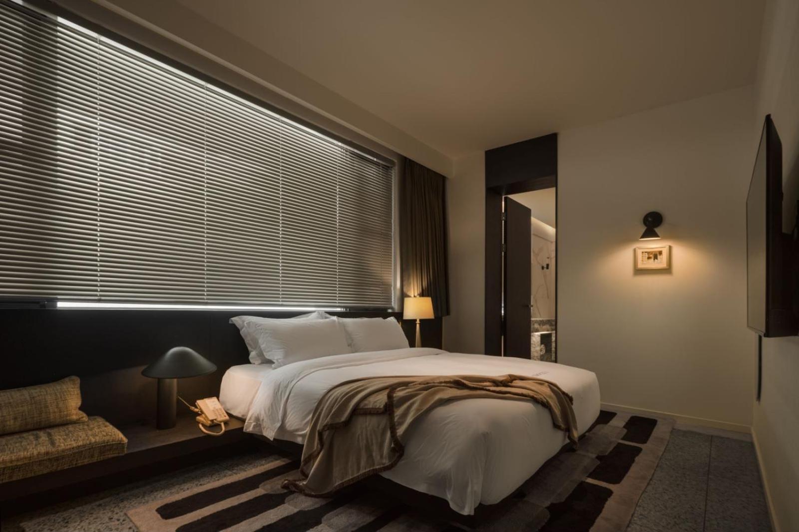 Wezo Hotel Kuanzhai Alley Chengdu-Breakfast Till 12Noon-Lv City Guide Recommended Hotel Zewnętrze zdjęcie